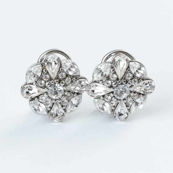 Unique dressy sparkly clear stone cluster clip on earrings with silver - Picture 8 of 15